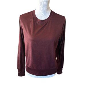 Vuori Women's Daydream Crew Performance Top Ruby Heather size Medium